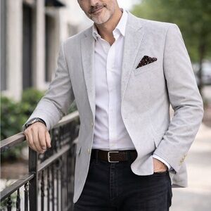 Ralph Lauren Men’s Blazer – White with Gray Stripes (Size 44R)